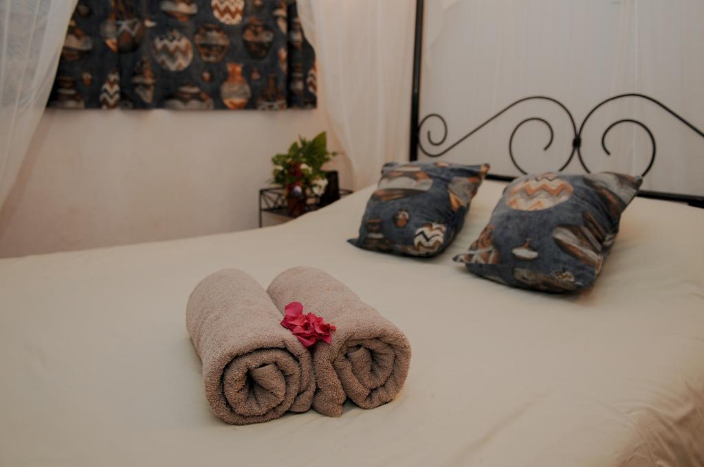 Zigzag Town Lodge Livingstone Room photo
